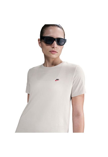 CAMISETA NIKE MUJER DZ4680-104 Talla L