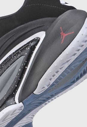 Tenis Basketball Negro-Blanco-Gris NIKE Luka 3 "Speedway"