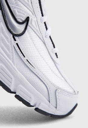 Tenis Lifestyle Blanco-Negro-Plateado Nike Initiator