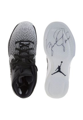 Basketball  Negro-Blanco Nike Air Jordan XXXI