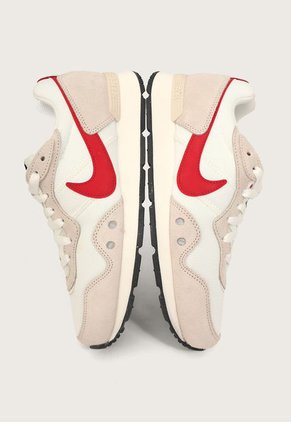 Tenis Lifestyle Blanco-Beige-Rojo Nike Venture Runner