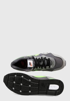 Tenis Training Gris-Verde-Blanco Nike Venture Runner