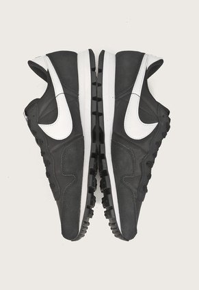 Tenis Lifestyle Negro-Blanco Nike Air Pegasus '83