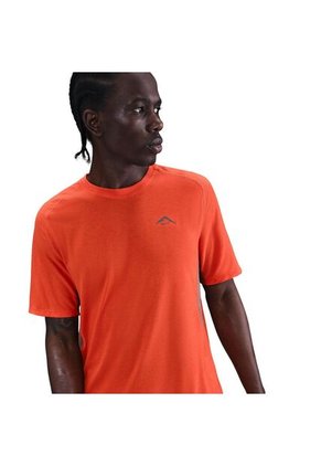 Camiseta Hombre Running Nike Solar Chase Rojo