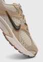 Tenis Lifestyle NIKE V5 RNR Café de Nike