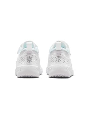 Tenis Nike Omni Multi-Court Junior
