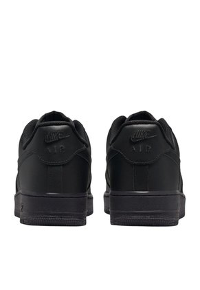 Tenis Nike Air Force 1 07 Le Hombre-Negro