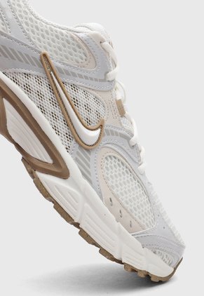 Tenis Lifestyle NIKE V5 RNR Marfil