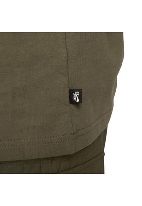 Camiseta Nike Action Sports Tee Logo Hbr-Verde Militar