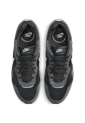 Tenis Hombre Nike Venture Runner Negro