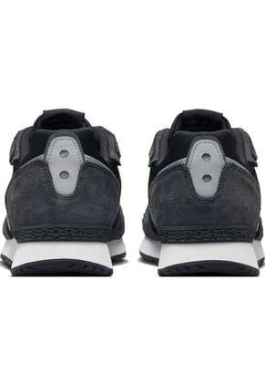 Tenis Hombre Nike Venture Runner Negro