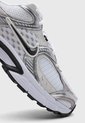 Tenis Lifestyle NIKE V5 RNR Blanco de Nike