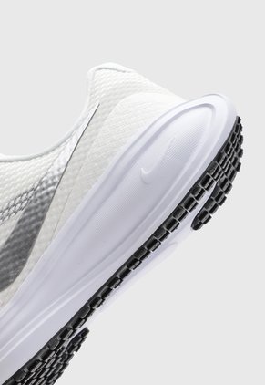 Tenis Running NIKE Revolution 8 Marfil