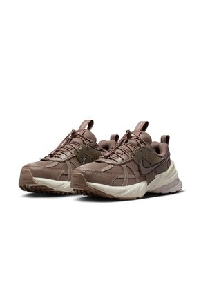 Tenis Mujer Nike V2K Run Marrón