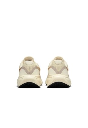 Tenis Mujer Nike Revolution 8 Beige