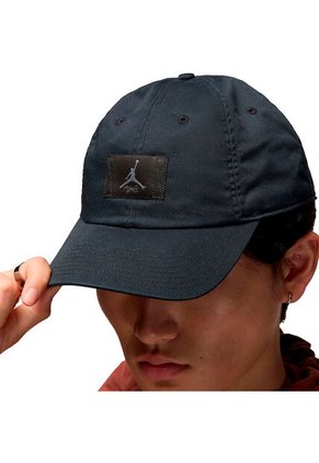 GORRA NIKE FD5181-014 Talla S-M