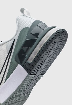 Tenis NIKE Air Max Alpha Trainer 6 Marfil