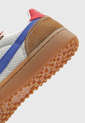 Tenis Lifestyle NIKE Field General Blanco
