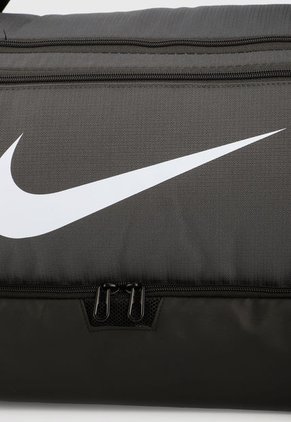Maletín NIKE Brasilia 9.5 Gris