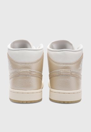 Tenis Lifestyle NIKE Air Jordan 1 Mid SE Blanco