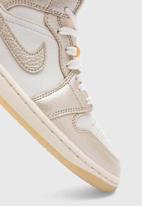 Tenis Lifestyle NIKE Air Jordan 1 Mid SE Blanco