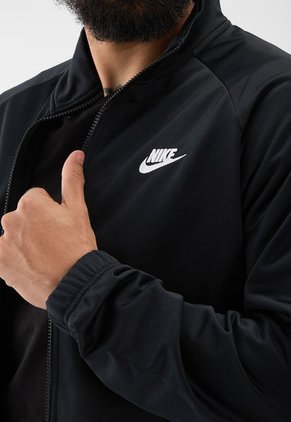 Conjunto Deportivo Negro NIKE Club