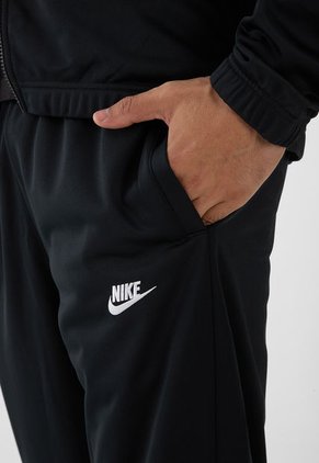 Conjunto Deportivo Negro NIKE Club