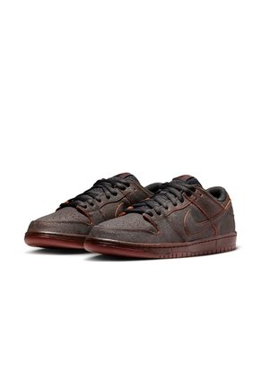 Tenis Hombre Nike SB Dunk Low Pro Premium Marrón