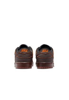 Tenis Hombre Nike SB Dunk Low Pro Premium Marrón