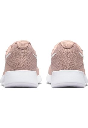 Tenis Mujer Nike Tanjun Rosa