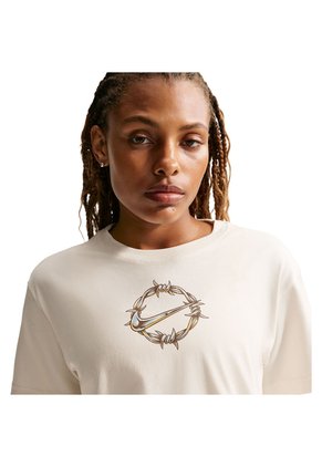CAMISETA NIKE MUJER IH7702-103 Talla S