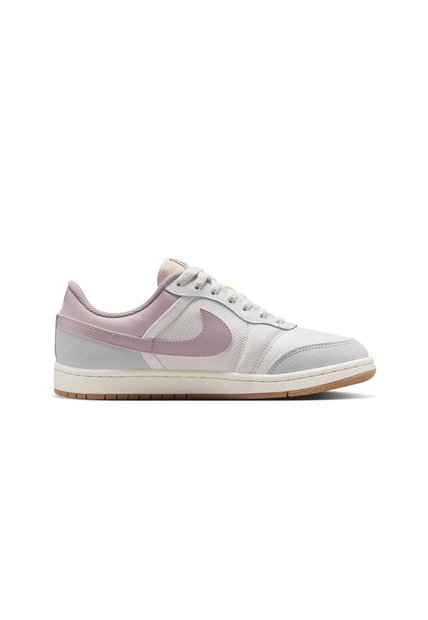 TENIS AIR JORDAN SKYLINE LOW NIKE
