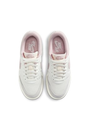 TENIS AIR JORDAN SKYLINE LOW NIKE