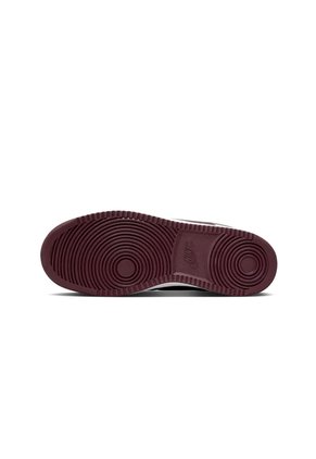 TENIS COURT VISION LO NN MET NIKE