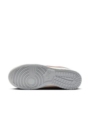 Tenis Hombre Lifestyle Nike Dunk Low Retro SE Gris