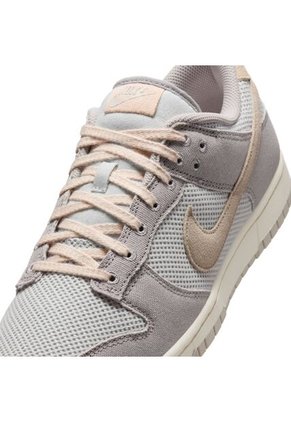 Tenis Hombre Lifestyle Nike Dunk Low Retro SE Gris