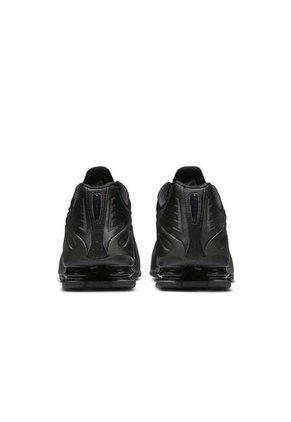 Tenis Hombre Lifestyle Nike Shox R4 Negro