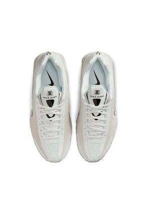 TENIS SHOX R4 SE NIKE