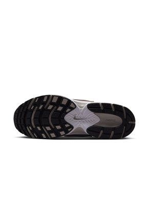 TENIS V5 RNR CTBS NIKE
