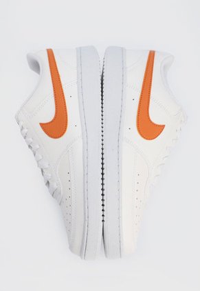Tenis Lifestyle Marfil-Naranja Nike Court Vision Lo