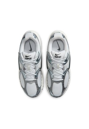TENIS V5 RNR NIKE