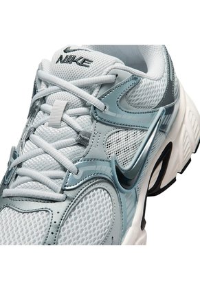 TENIS V5 RNR NIKE