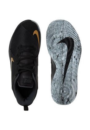 Running Negros-Dorados Nike Fly.By Low