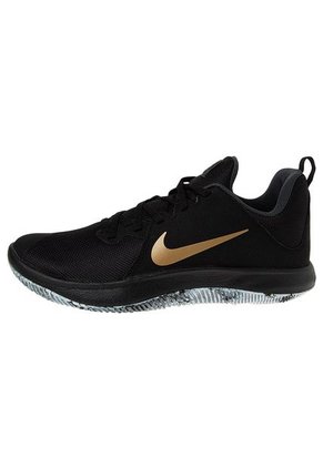Running Negros-Dorados Nike Fly.By Low