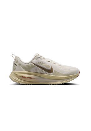 TENIS VOMERO 18 NIKE