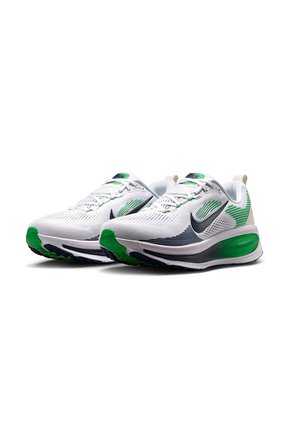 TENIS VOMERO 18 NIKE