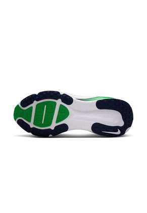 TENIS VOMERO 18 NIKE