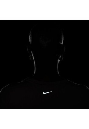 Camiseta Mujer Nike One Fitted