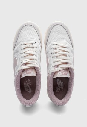 Tenis Lifestyle NIKE Air Jordan Skyline Low Blanco
