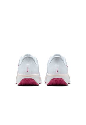 TENIS NIKE MUJER FD6034-110 QUEST Talla 6